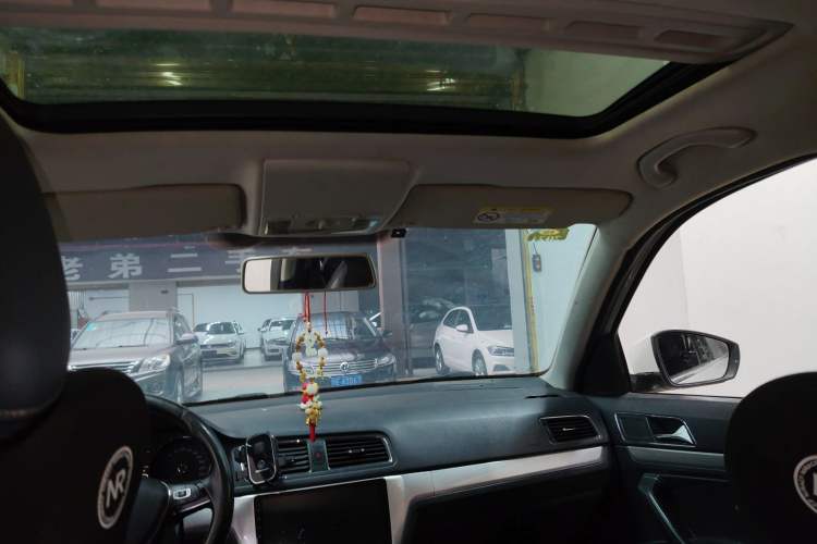 Used Volkswagen Lavida 2017 1.6L Automatic Comfort Edition