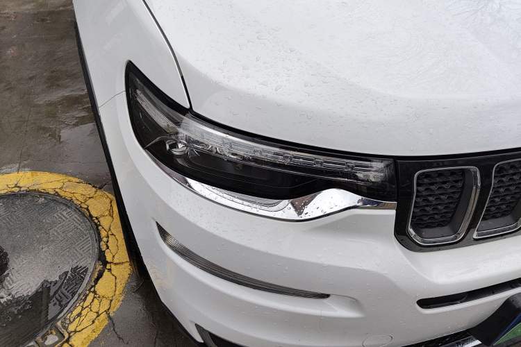 Used Jeep Grand Commander 2018 2.0T Two-Wheel Drive Enjoy Edition China V
