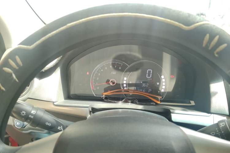 Used Roewe 350 2014 1.5L Automatic Xunda Edition
