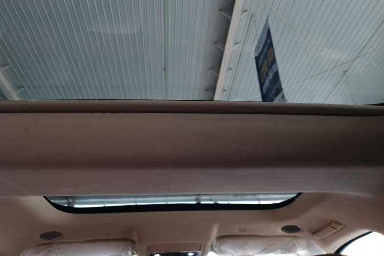 Used Hima AITO M9 2025 Extended-Range Max Version 52 kWh 5-Seater Edition Headliner