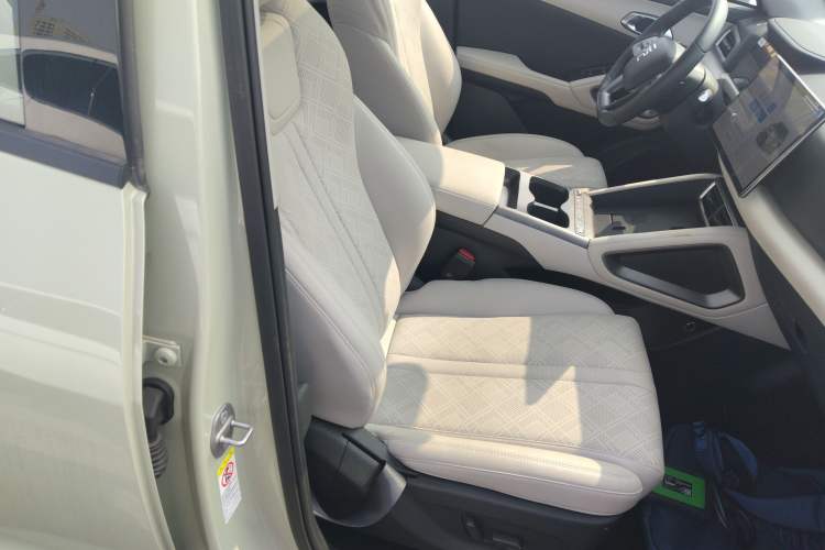 Used BYD Yuan UP 2024 401KM Beyond Edition
