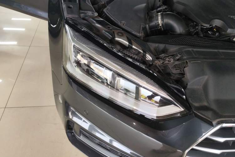 Used Audi A5 2019 Coupe 40 TFSI Fashion Edition China V Emission Standard