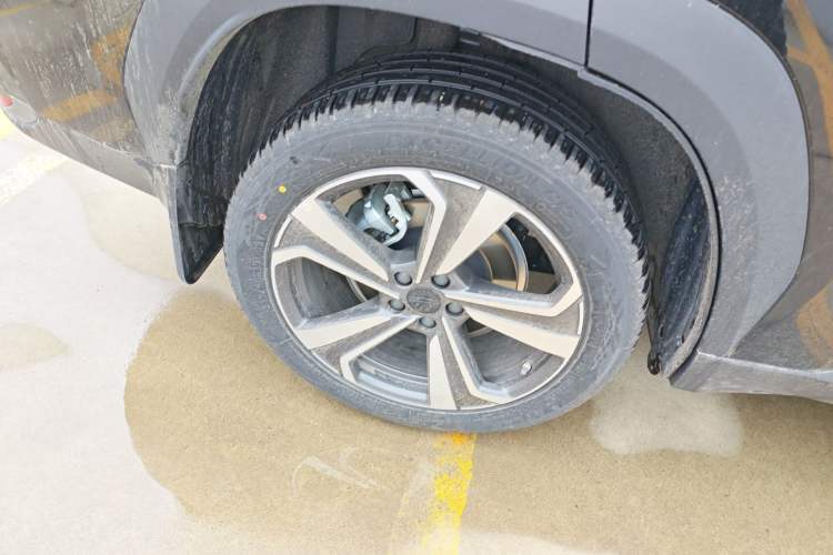 Used Geely Auto FX11 2025 4th Generation 1.5TD DCT - Shanhe Right Rear Wheel Hub