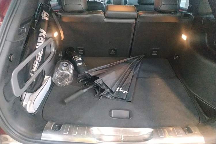 Used Jeep Cherokee 2016 2.4L Professional Smart Version