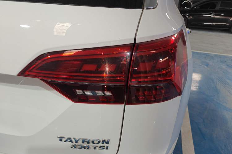 Used Volkswagen Tayron 2020 330TSI Two-Wheel Drive Luxury Smart Connectivity Version
