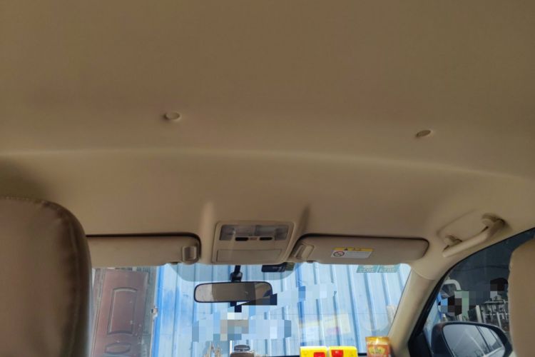 Used Toyota Highlander 2015 2.0T Four-Wheel Drive Elite Edition 7-Seater Headliner