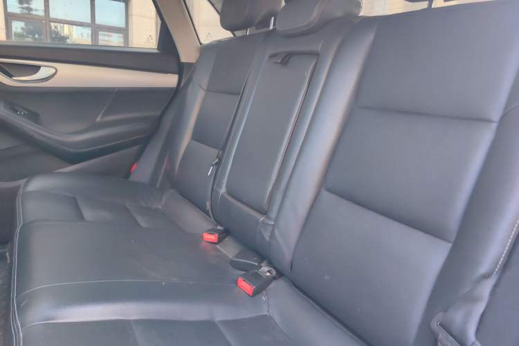 Used Zotye SR7 2016 1.5T Manual Cube Heart Edition China IV Standard