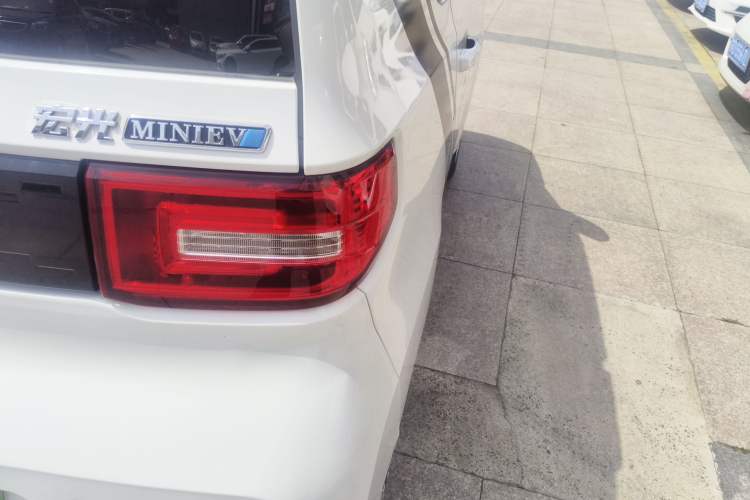 Used Wuling Hongguang MINIEV 2020 Freedom Version Lithium Iron Phosphate
