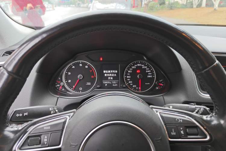 Used Audi Q5 2015 40 TFSI Technology Edition
