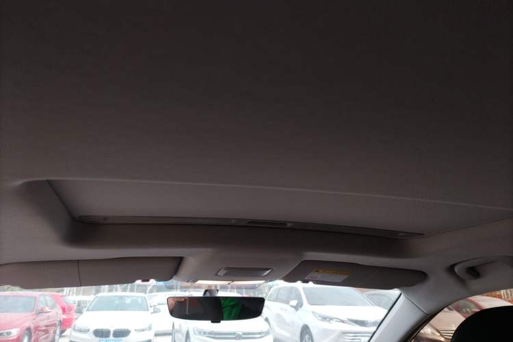 Used Roewe i5 2024 1.5L CVT Luxury Edition
