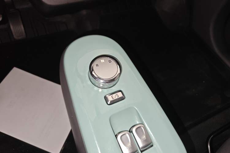 Used CHANGAN NEVO Lumin 2023 205km Xiangqin Version Gear Lever