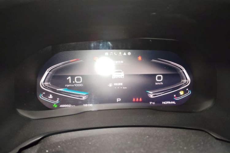 Used Wey VV5 2021 1.5T Two-Wheel Drive Smart Pioneer