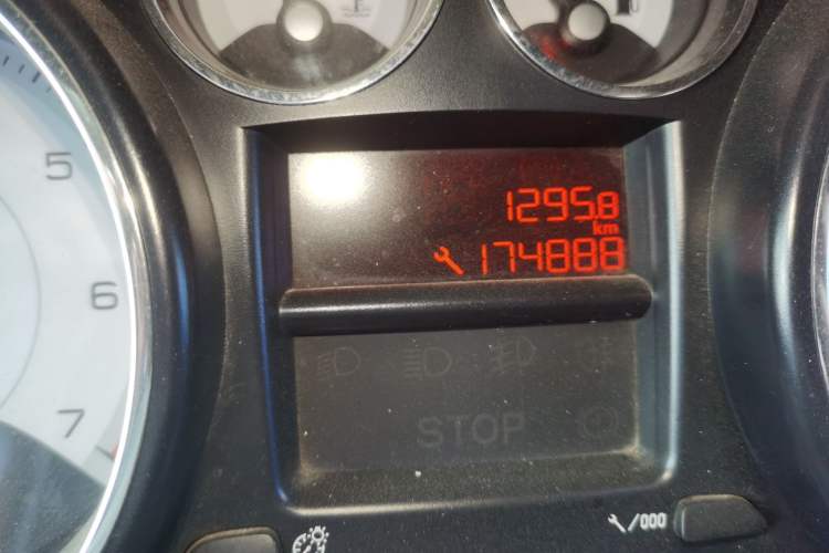 Used Peugeot 408 2013 2.0L Manual Comfort Edition Odometer Close Up