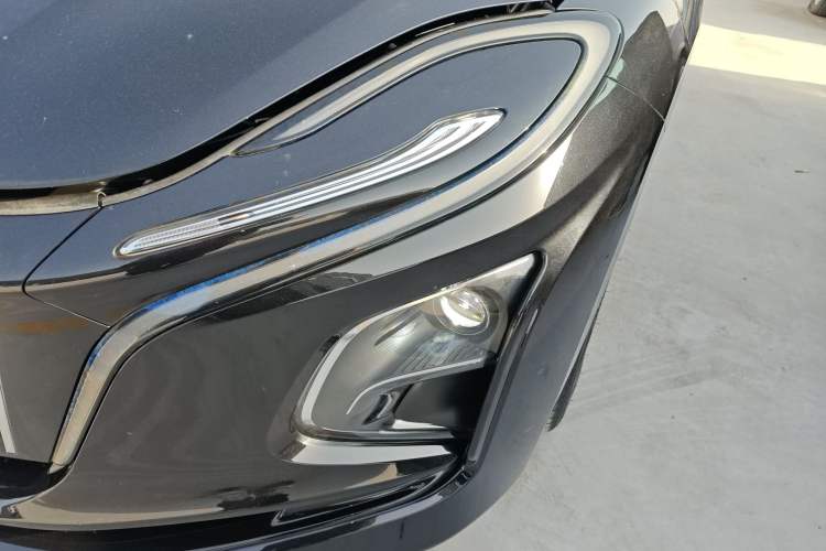 Used Hongqi E-QM5 2021 Charging Version Flagship Edition Left Front Headlight