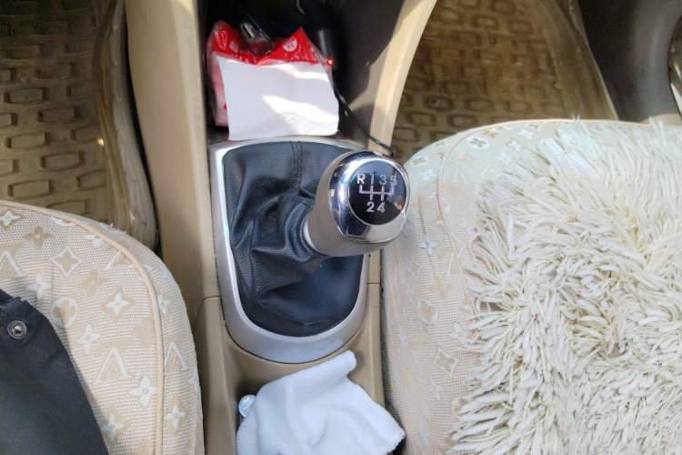 Used Hyundai Verna (older generation) 2010 Sedan 1.4L Manual Comfort GS