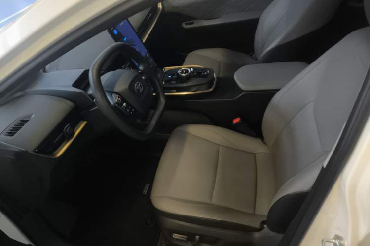 Used Toyota bZ3 2024 517 km Elite PRO
