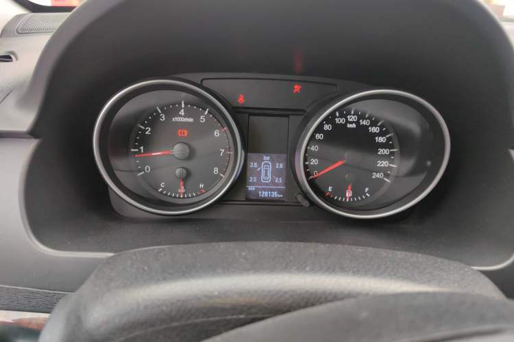 Used Haval H6 2013 Sport Edition 1.5T Manual Two-Wheel Drive Prestige Model