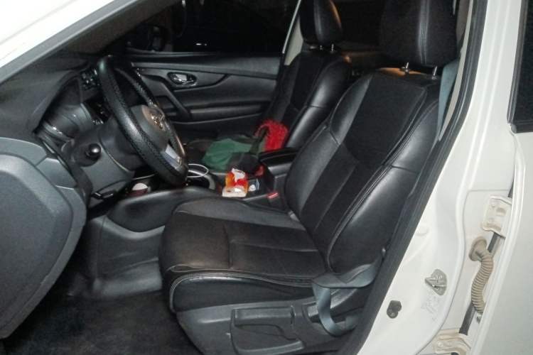 Used Nissan X-Trail 2017 2.0L CVT Comfort Edition 2WD Left Front Seat