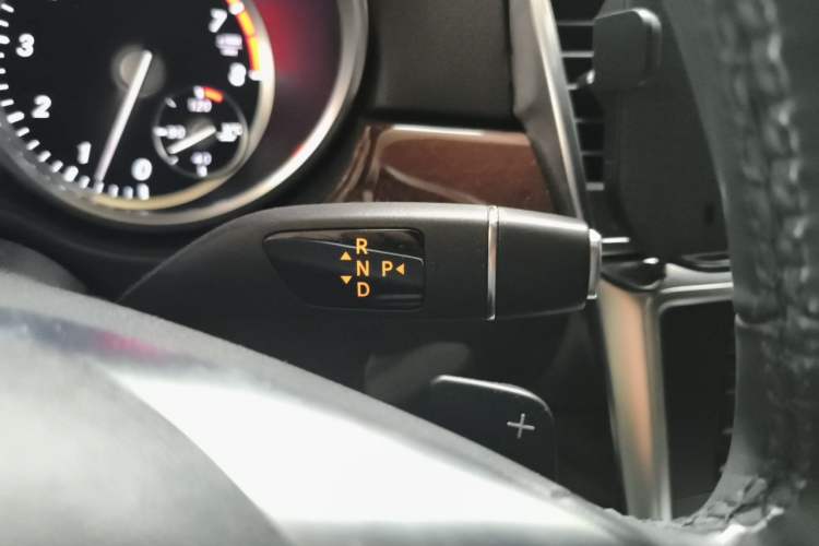 Used Mercedes-Benz M-Class 2015 ML 400 4MATIC Dynamic Model