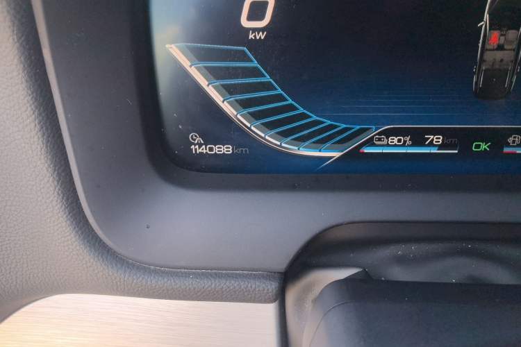 Used BYD Tang New Energy 2018 DM 2.0T All-Wheel Drive Smart Connect Innovation Model 5 Seats China V Emission Standard