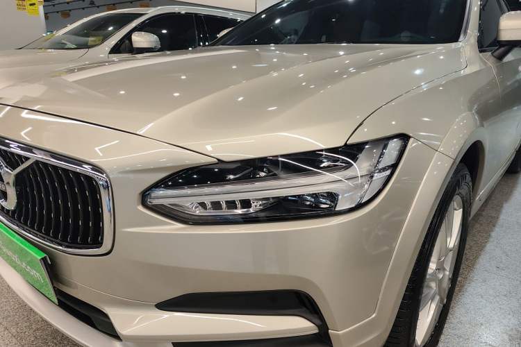 Used Volvo V90 2019 Cross Country T5 AWD Smart Range Version China V Standard
