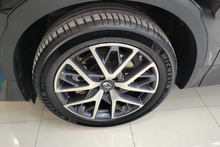 Used GAC Trumpchi GS8 2024 Linghang Series 2.0 TGDI Two-Wheel Drive Luxury Smart Connectivity Version