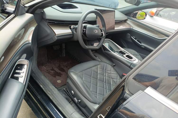 Used CHANGAN NEVO A07 2024 All-Electric "True Fragrance" Edition 515 Luxurious Model 58.9 kWh Driver Seat