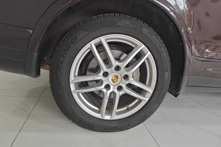 Used Porsche Cayenne 2016 Cayenne Platinum Edition 3.0T
