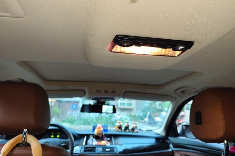 Used BMW 5 Series 2014 525Li Leading Model
