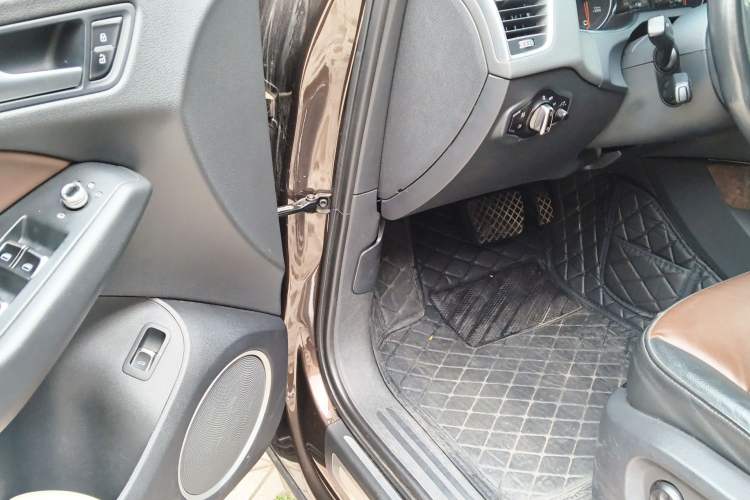 Used Audi Q5 2016 40 TFSI Comfort Model Driver Seat