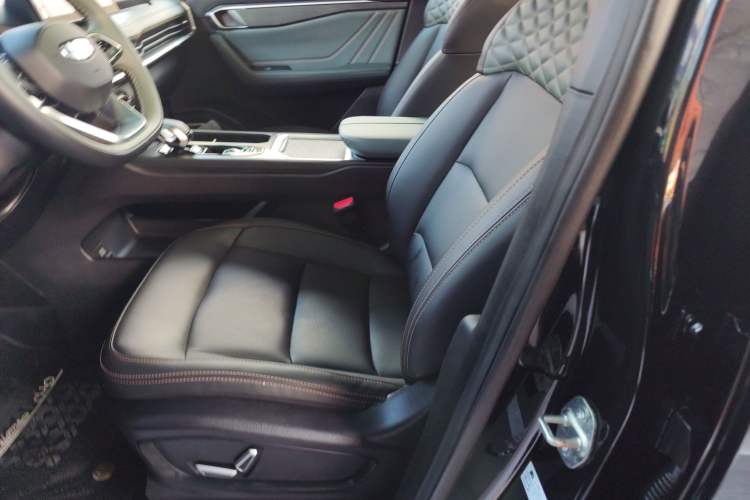 Used Geely Auto Haoyue L 2023 2.0T DCT Prestige Edition