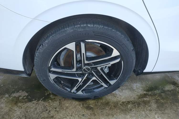 Used Roewe D7 2023 EV 510km Rear-Drive Flagship Edition
