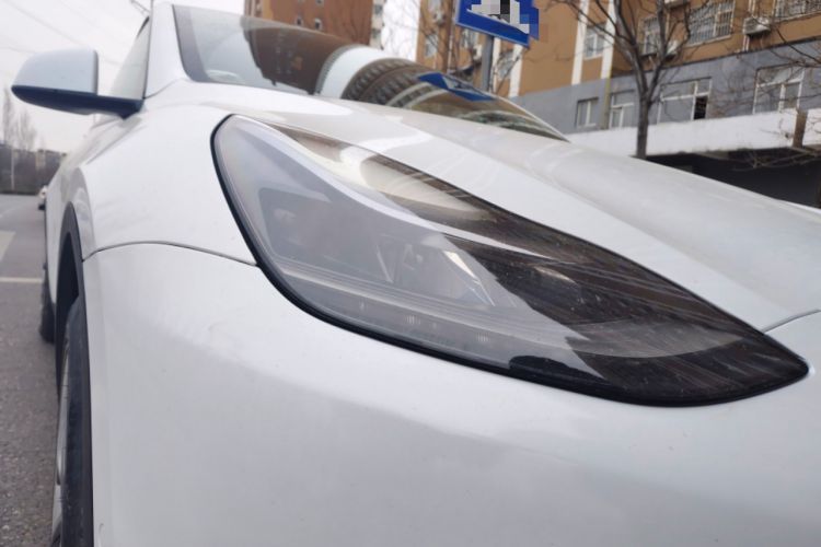 Used Tesla Model Y 2021 Standard Range Rear-Wheel Drive Version Right Front Headlight