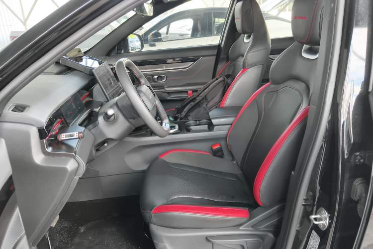 Used JETOUR Dashing 2023 1.5T DCT Starlight Shine Pro Edition