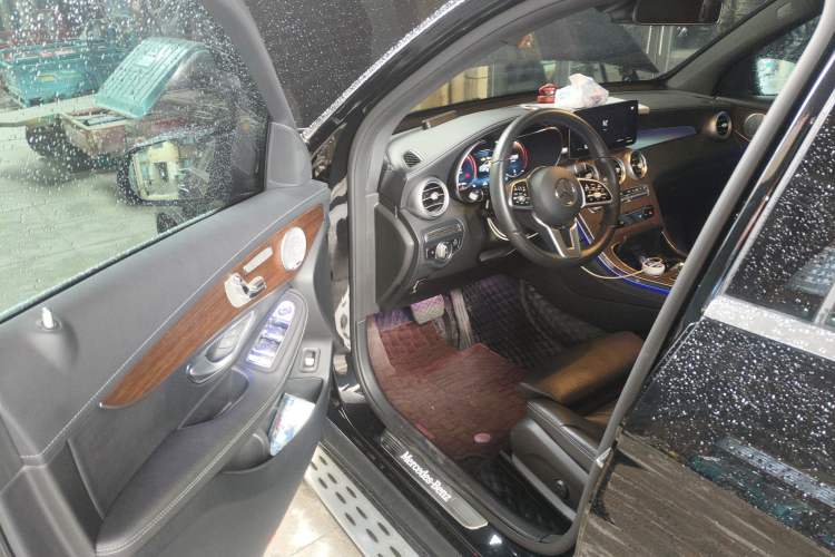 Used Mercedes-Benz GLC 2020 Facelift GLC 300 L 4MATIC Dynamic Edition Driver Seat