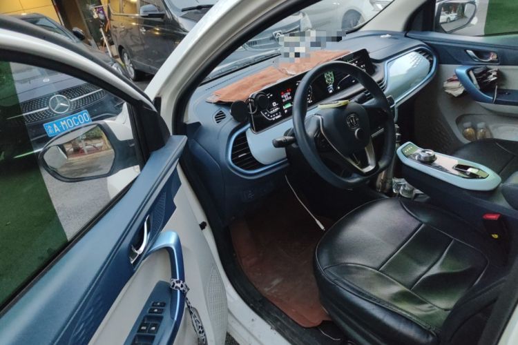 Used CHANGAN Benni E-Star 2022 Qingxin Edition Colorful Model Lithium Iron Phosphate
