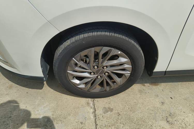 Used SAIC MAXUS G50 2023 PLUS 1.5T Automatic Escort Edition