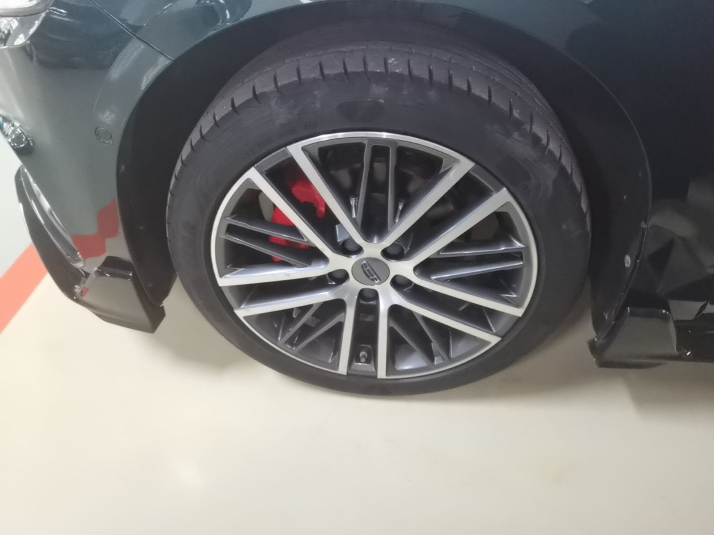 Geely Auto Preface 2023 2.0TD "Only This Verdant Green" Edition — снимка 10