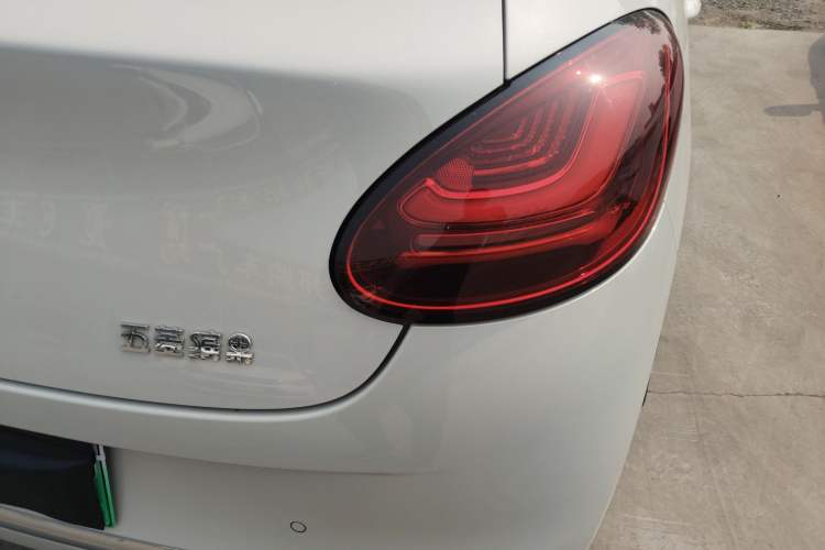 Used Wuling Bingo 2024 333 km Enjoyment Version Right Rear Taillight