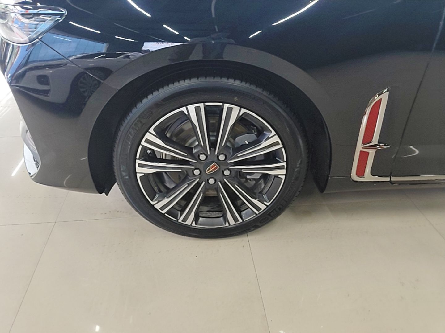 Hongqi H9 2024 2.0T Qixiang Private Style Edition — снимка 10