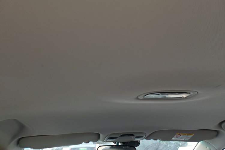 Used Geely Auto Emgrand 2019 Leading Edition 1.5L Manual Luxury Model China VI Standard