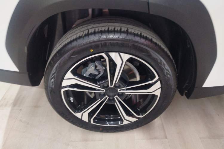 Used Geely Galaxy L7 2025 EM-i 115km Exploration+ Edition
