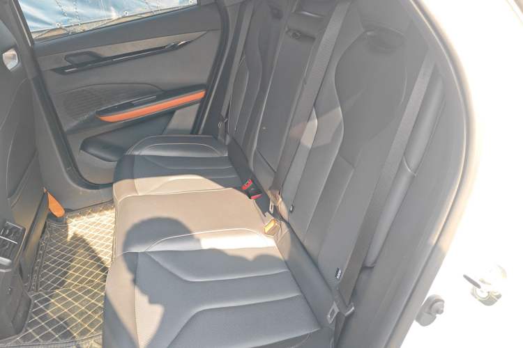 Used Changan UNI-V 2023 1.5T Prestige Model