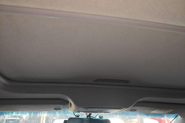 Used Buick GT 2019 18T Automatic Connected Elite Model China V Standard Headliner