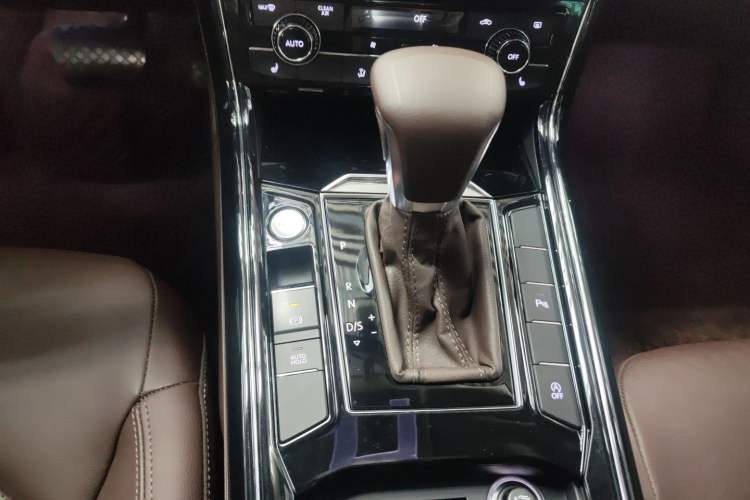 Used Volkswagen Phideon 2021 380TSI Luxury Edition
