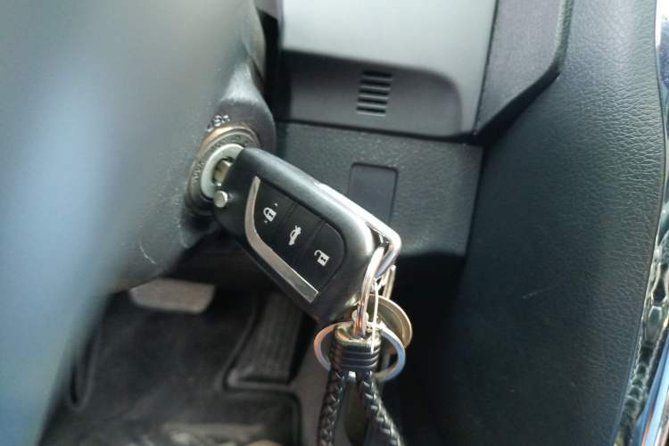 Used Toyota Reiz 2013 2.5S Elite Edition Vehicle Key