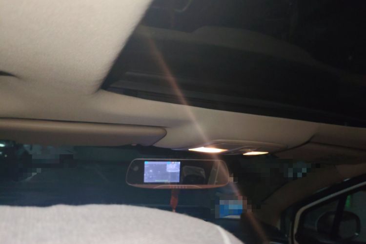 Used Suzuki S-Cross 2014 1.6L CVT Two-Wheel Drive Elite Version Headliner