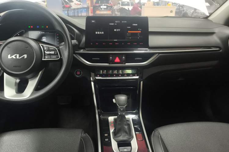 Used Kia K3 2021 Revised 1.5L CVT Fashion Edition Audio And AC Panel