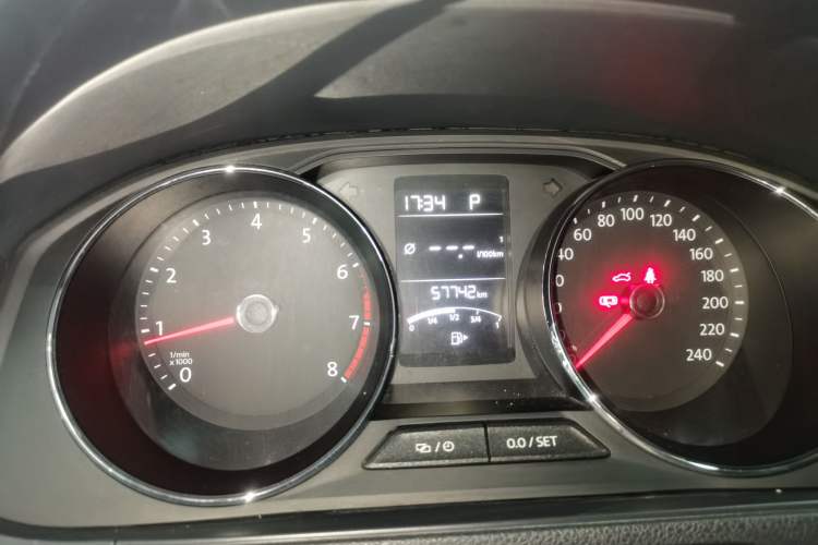 Used Volkswagen Gran Lavida 2015 230TSI DSG Comfort Edition Instrument Cluster