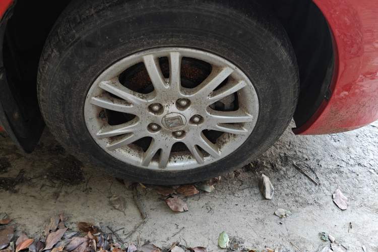 Used Zotye Z300 2014 1.5L Value Edition Manual Elite Model
